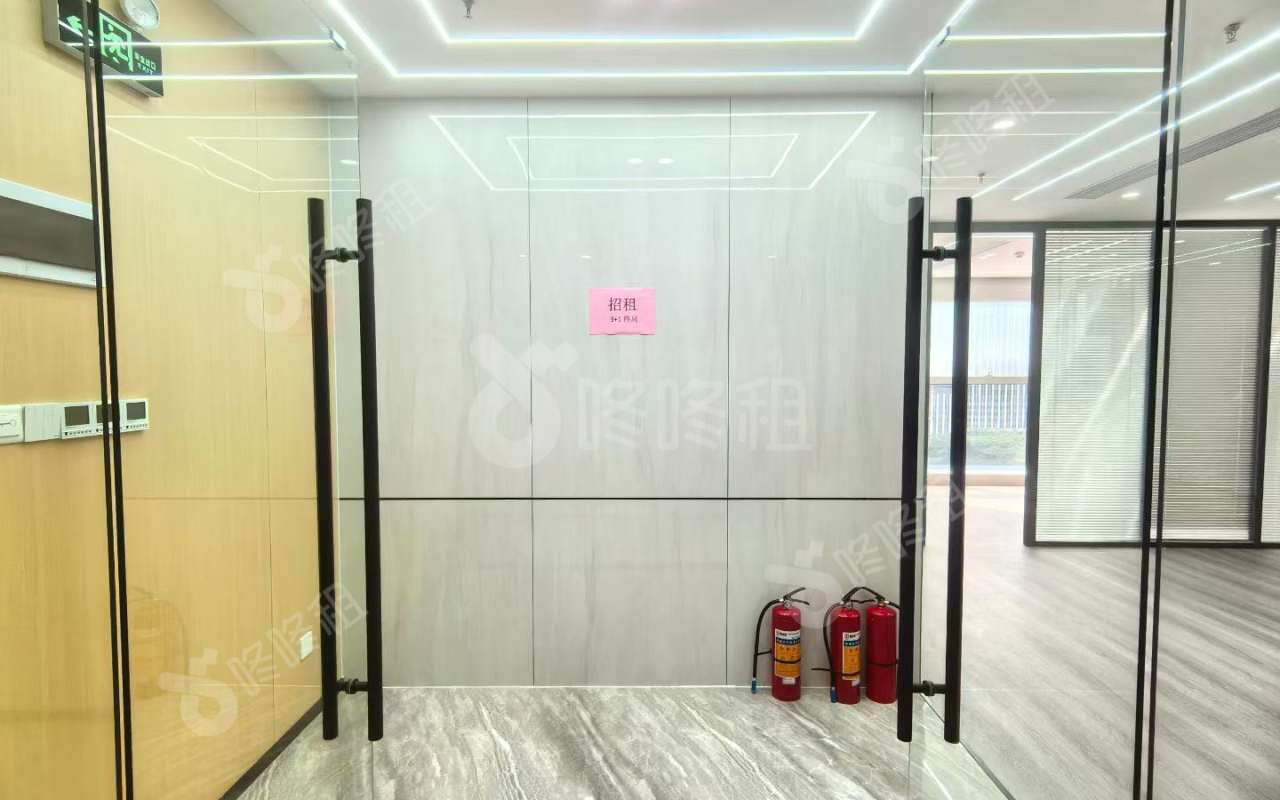 中国凤凰大厦_268平_精装_前台