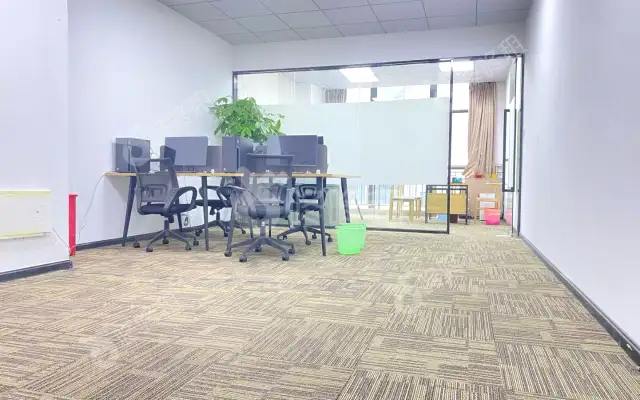 华通智慧园(华通大厦)_86平_精装_办公室房源出租