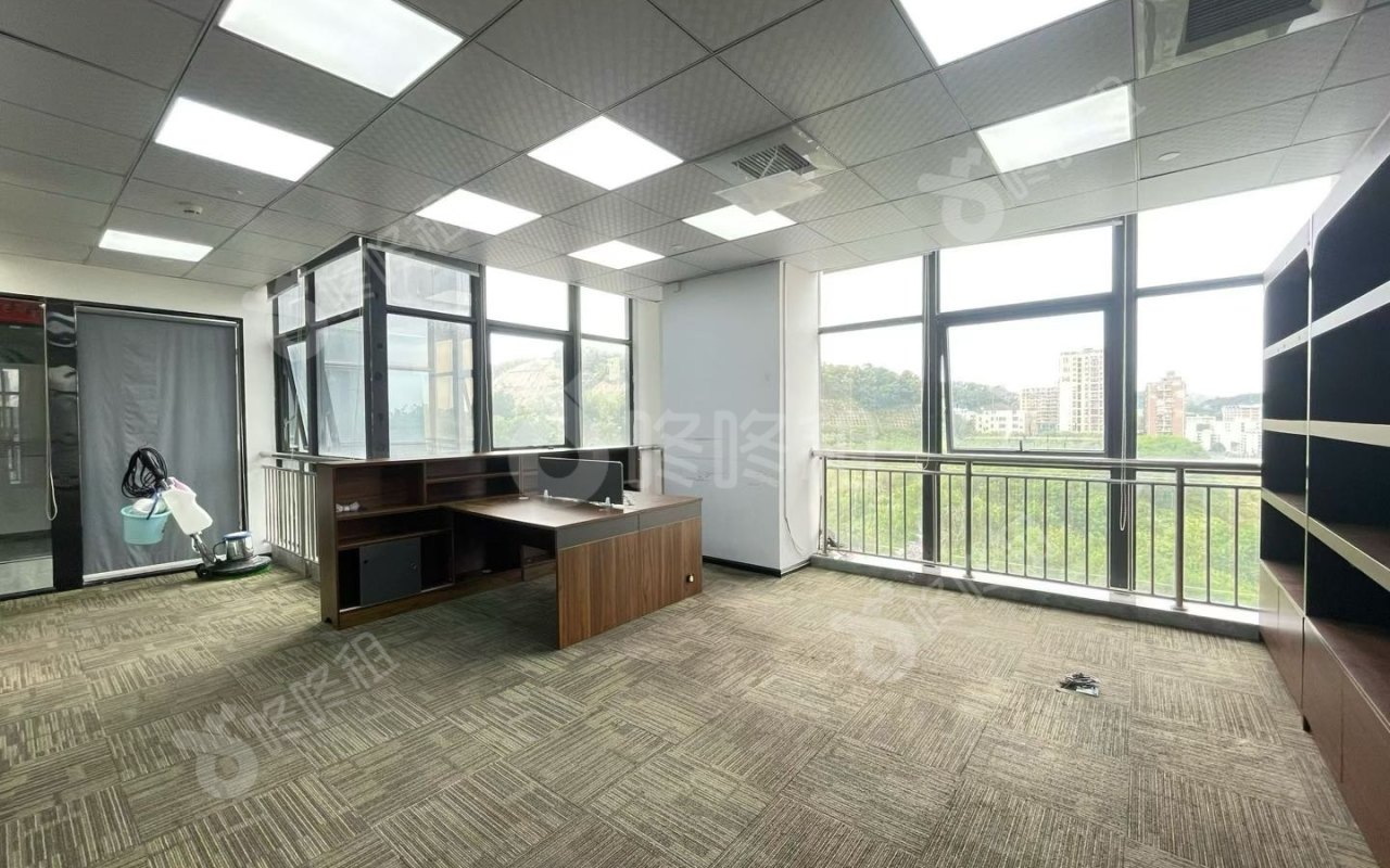 华通智慧园(华通大厦)_201平_精装_办公室开间