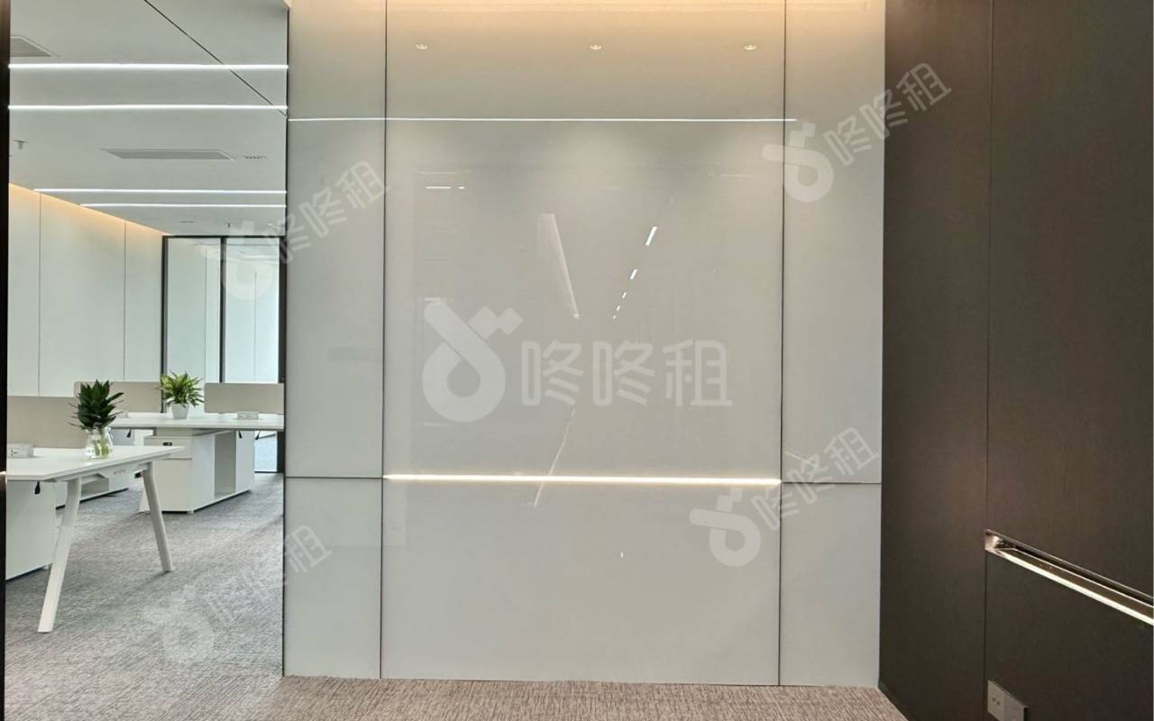 芒果网大厦_325平_精装_前台