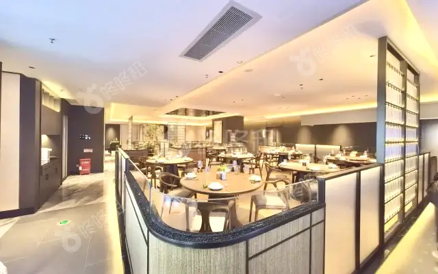 莲花广场_1001平米_精装_办公室房源出租