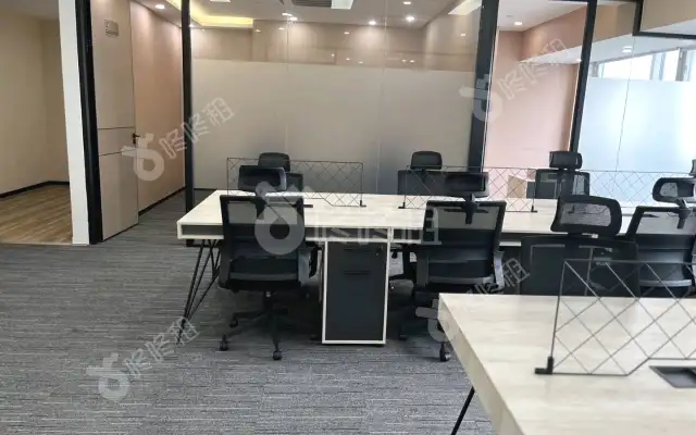 保利克洛维_223平_精装_办公室房源出租