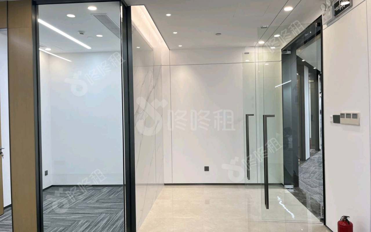 保利克洛维_245平_精装_前台