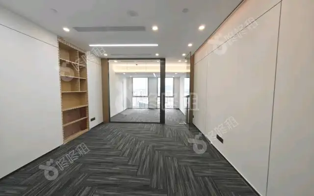 保利克洛维_134平米_精装_办公室房源出租