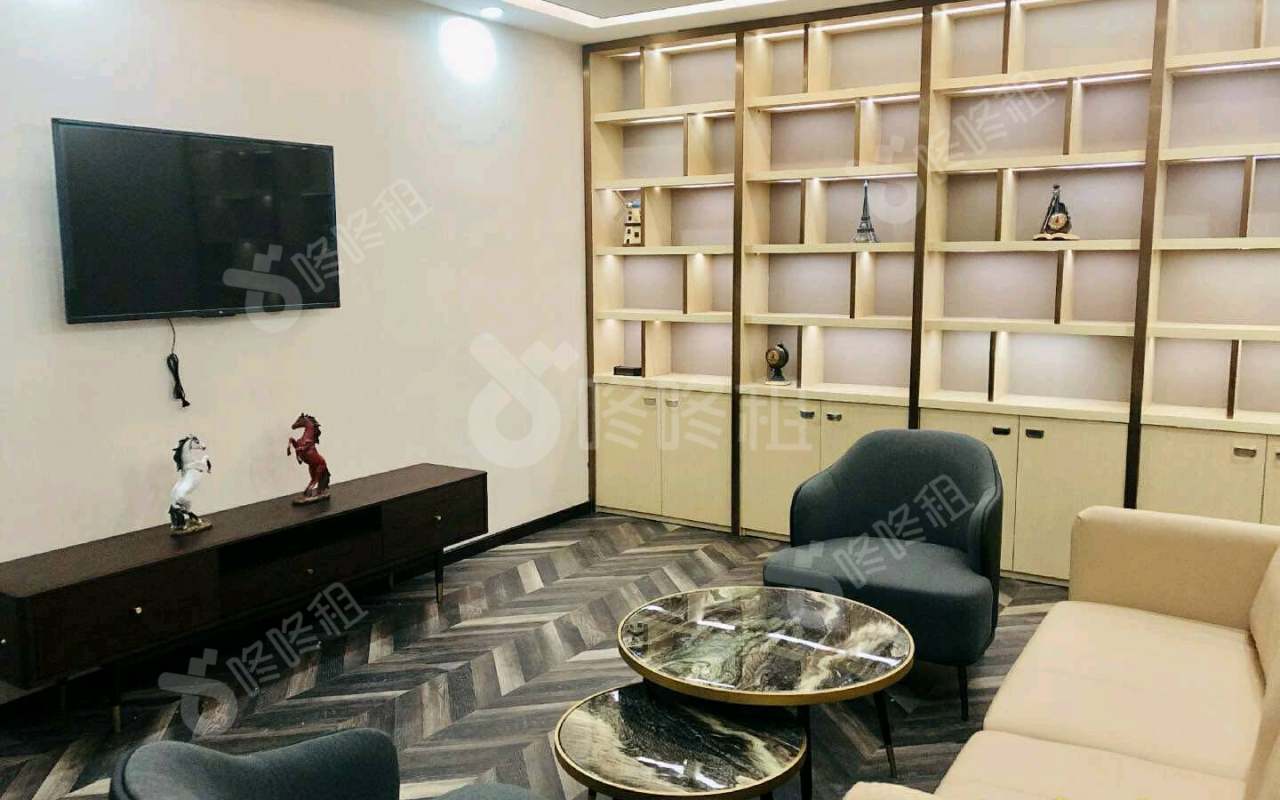 保利克洛维_120平_精装_办公室隔间