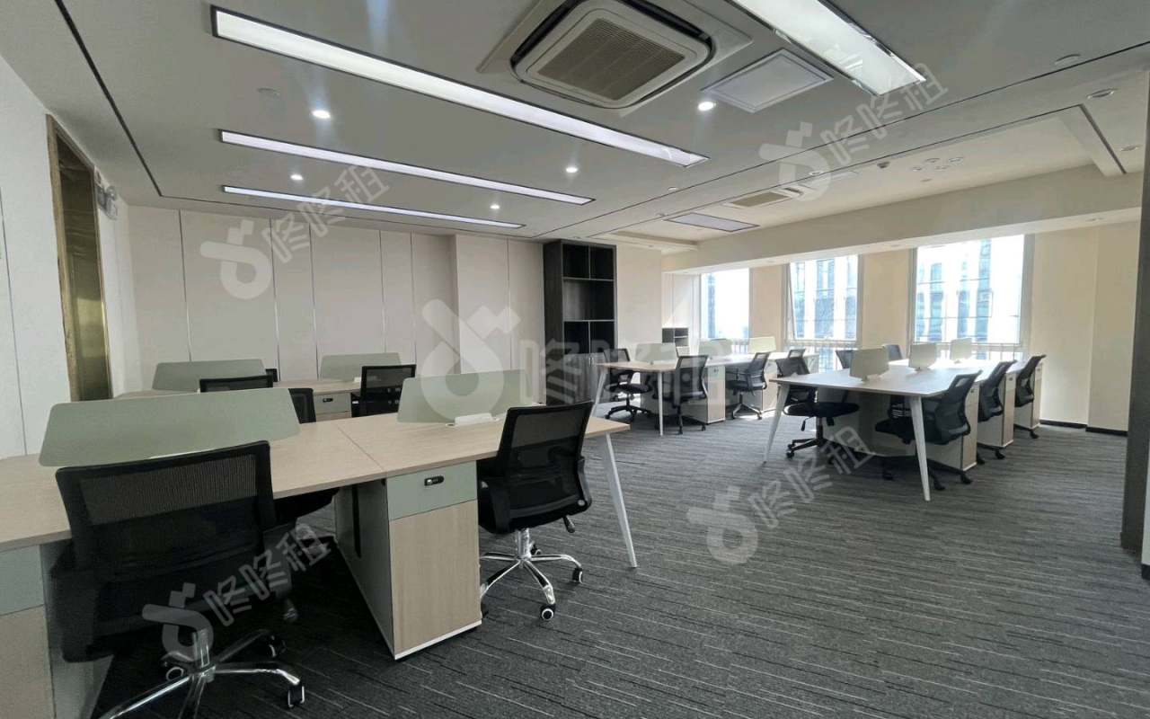 保利克洛维_260平_精装_办公室开间