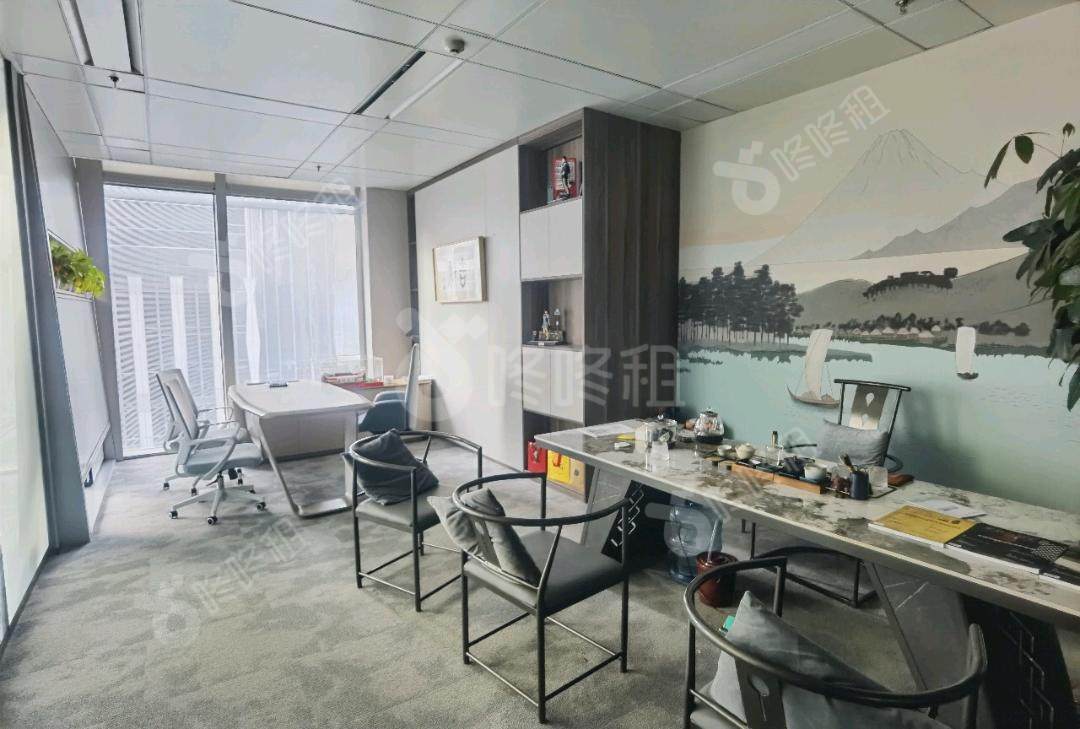 大百汇广场_370平_精装_办公室开间