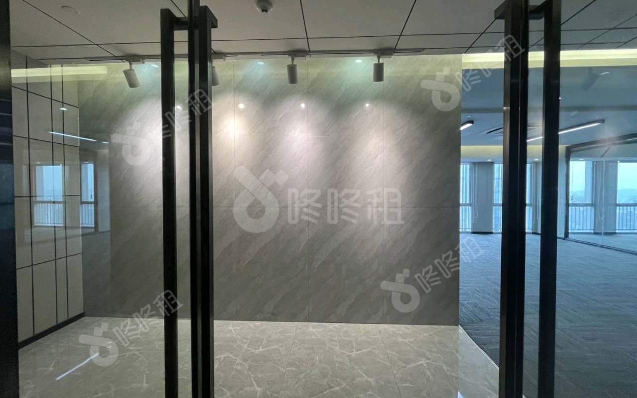 保利克洛维_206平_精装_前台