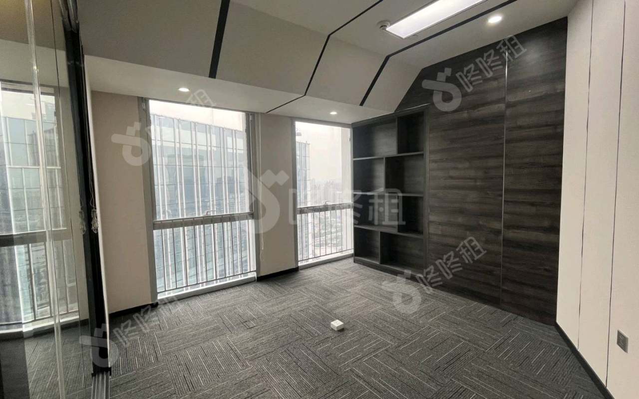 保利克洛维_206平_精装_办公室隔间