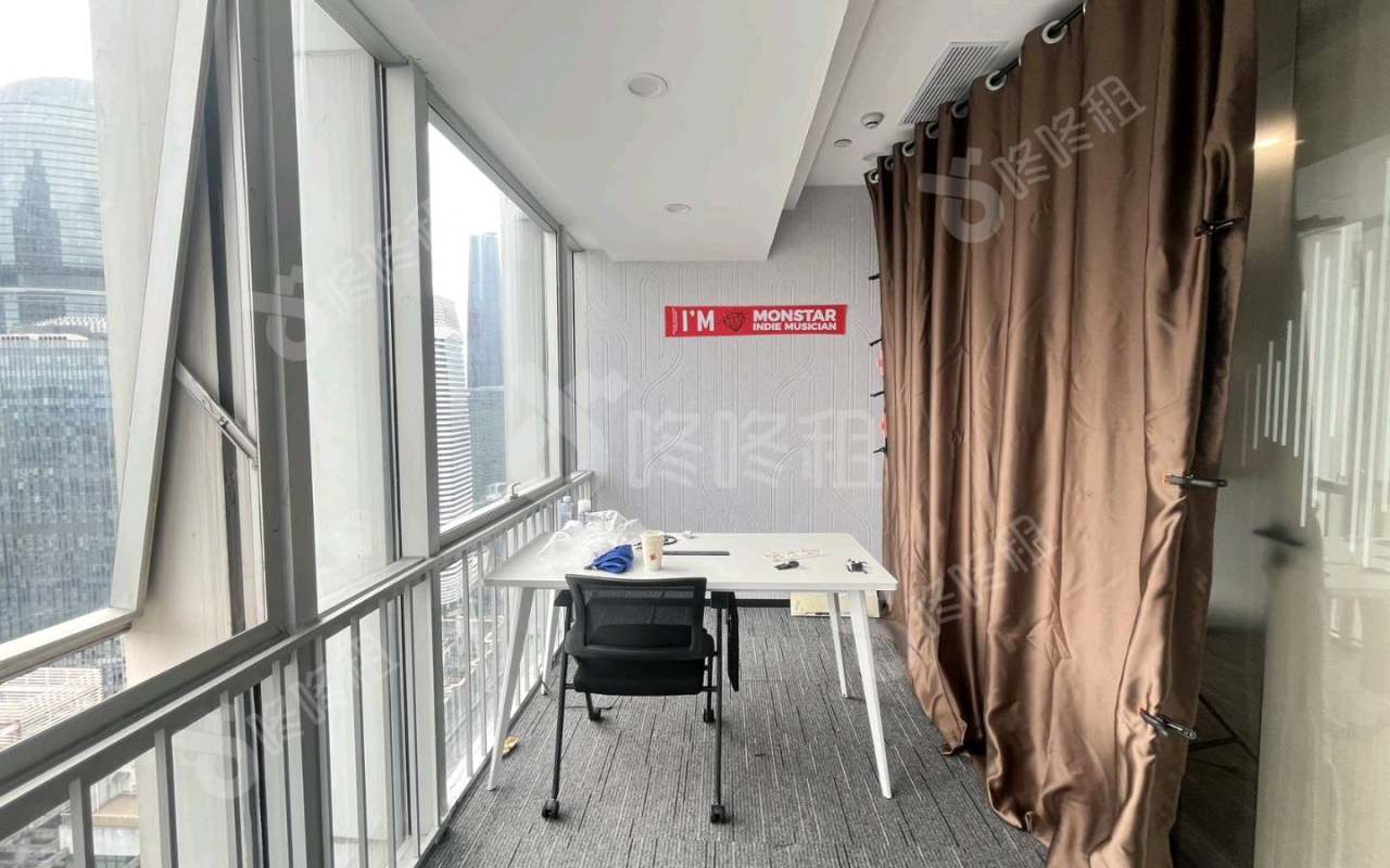 保利克洛维_143平_精装_办公室隔间