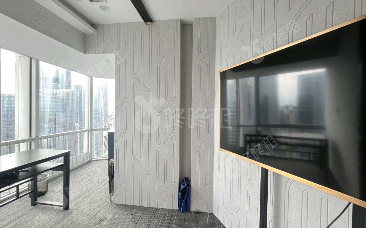 保利克洛维_143平_精装_办公室隔间