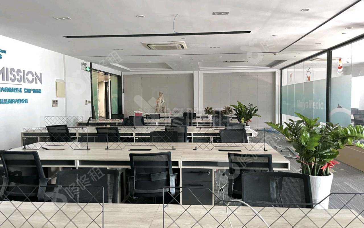 保利克洛维_603平_精装_办公室开间