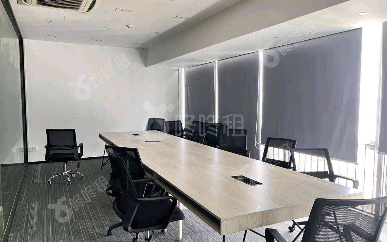 保利克洛维_603平_精装_办公室隔间