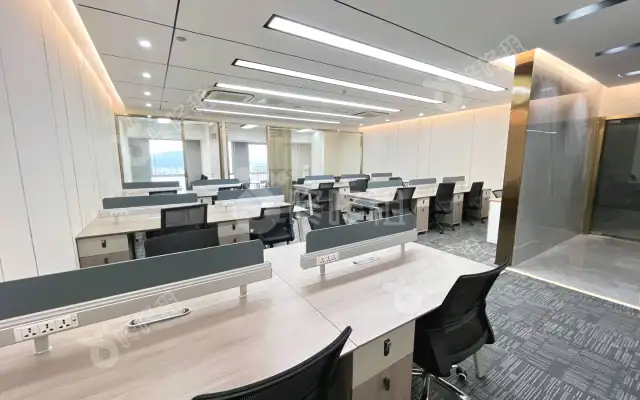 保利克洛维_227平米_精装_办公室房源出租