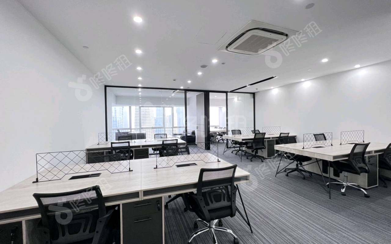 保利克洛维_220平_精装_办公室开间