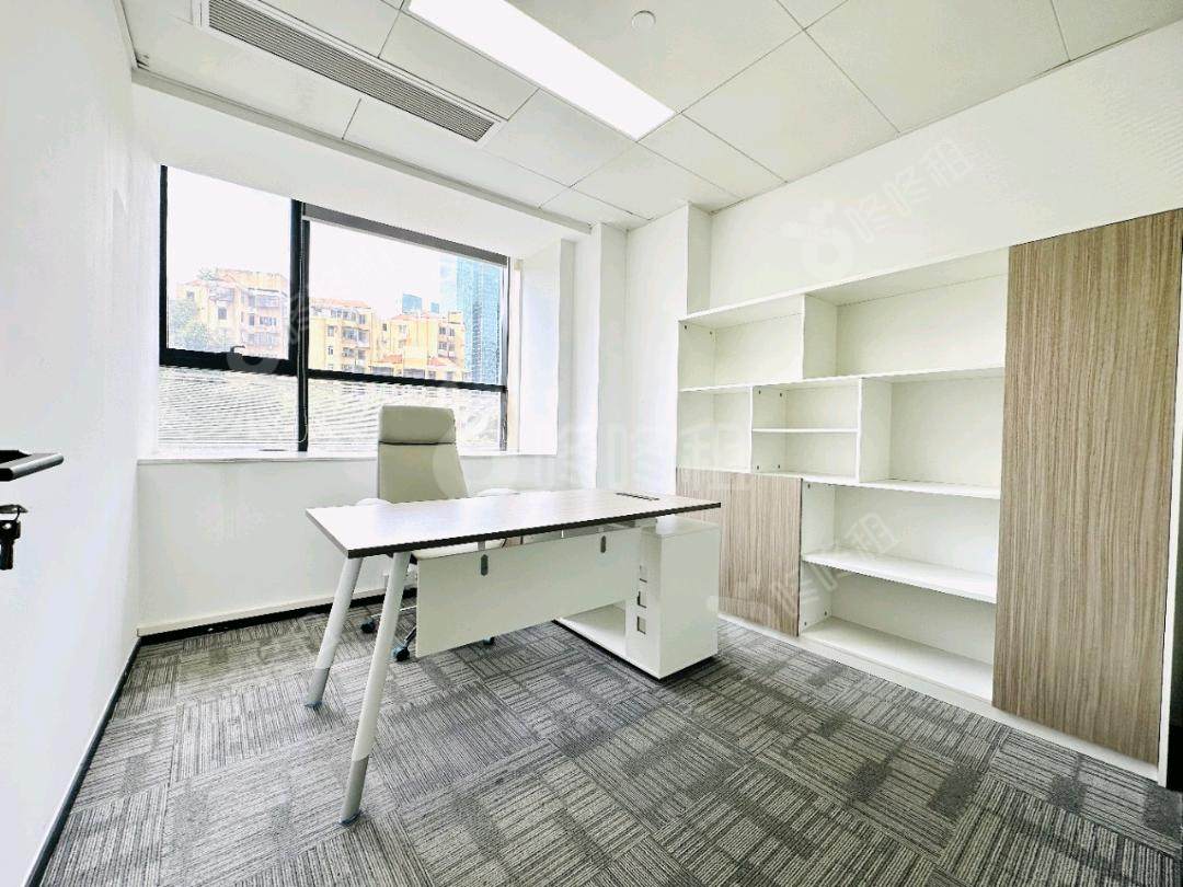富力盈力大厦（摩根）_185平_精装_办公室隔间