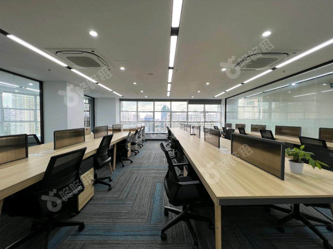 创举商务大厦_236平_精装_办公室开间