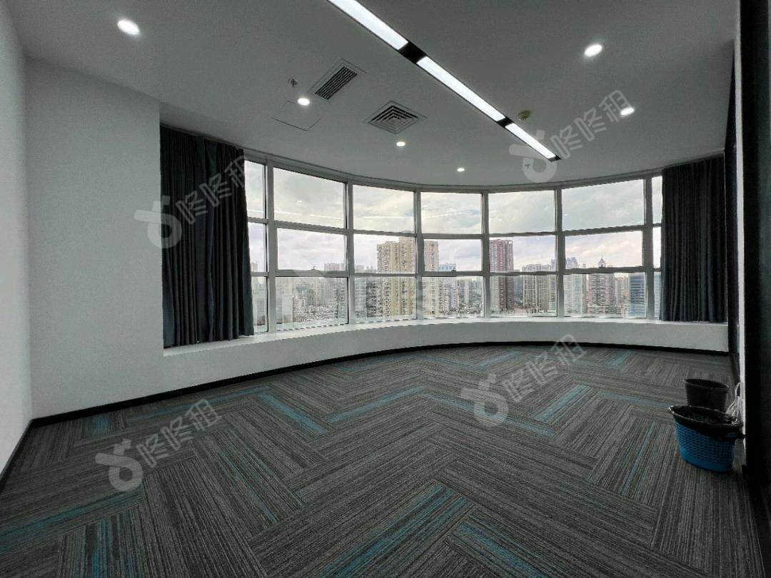 创举商务大厦_236平_精装_办公室隔间