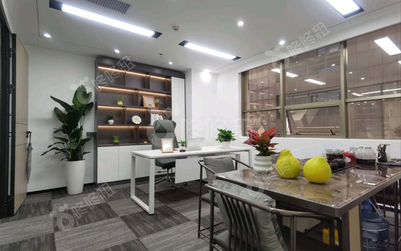 保利丰兴广场_178平_精装_办公室隔间