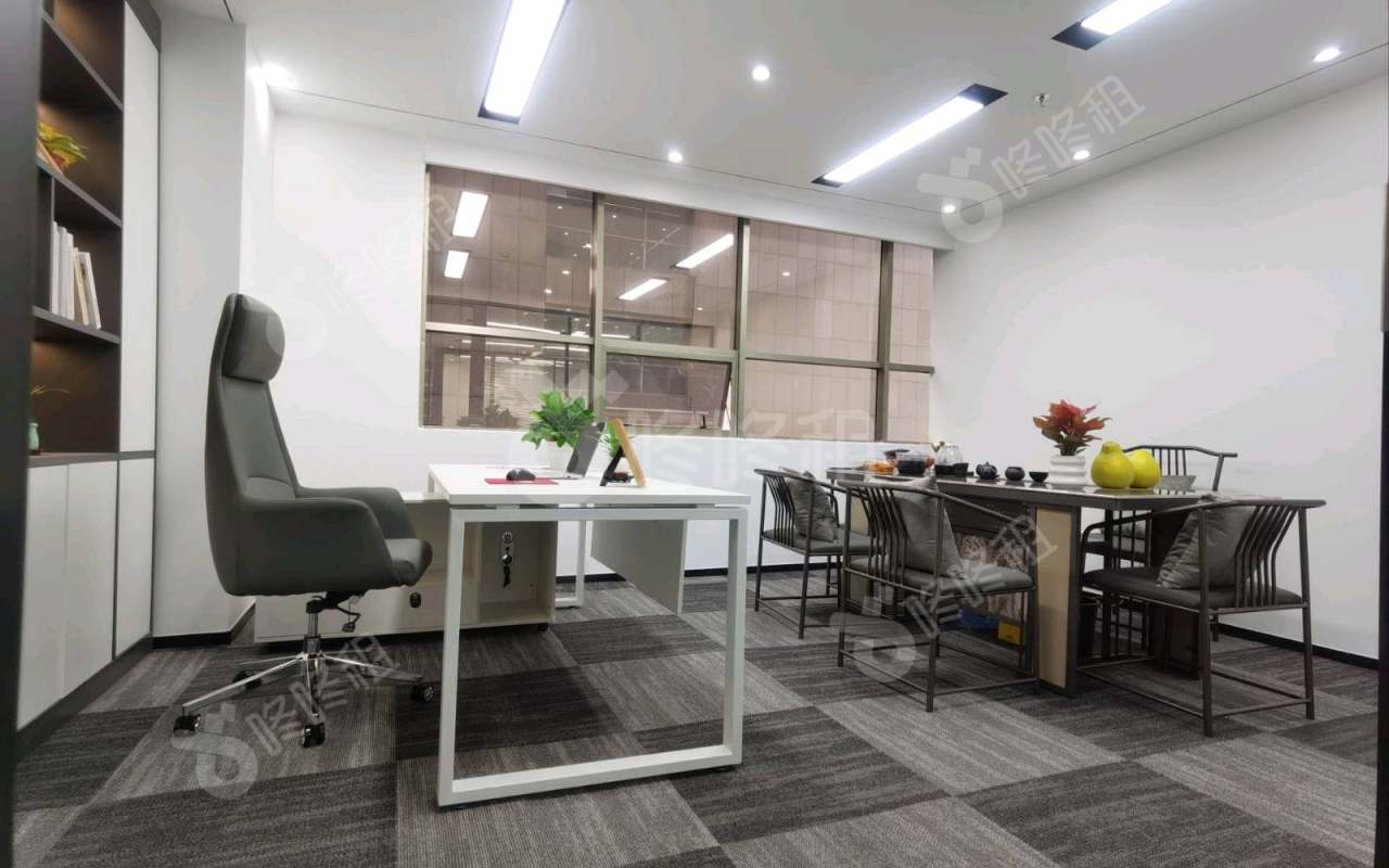 保利丰兴广场_178平_精装_办公室隔间