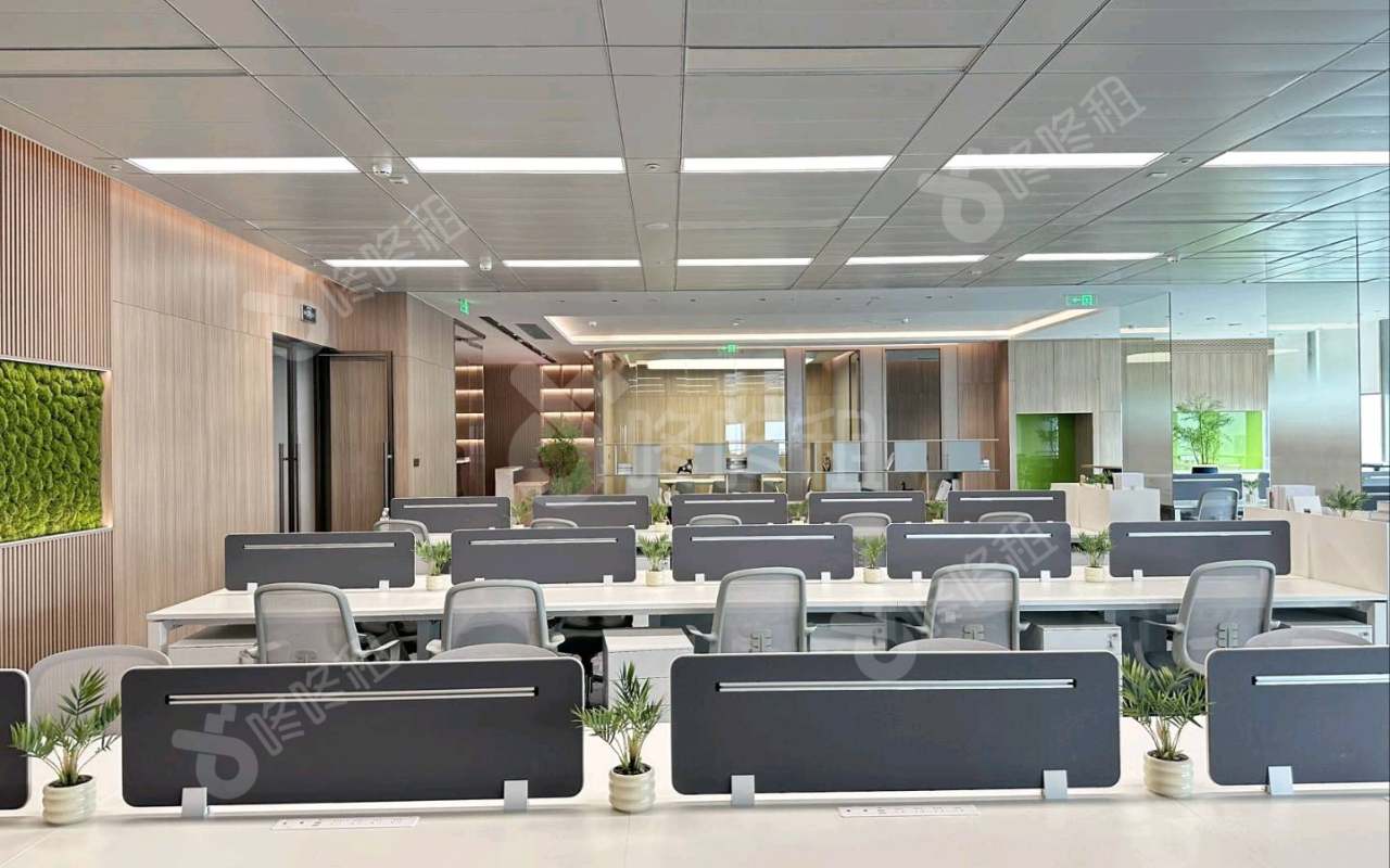 君超中心_550平_精装_办公室开间