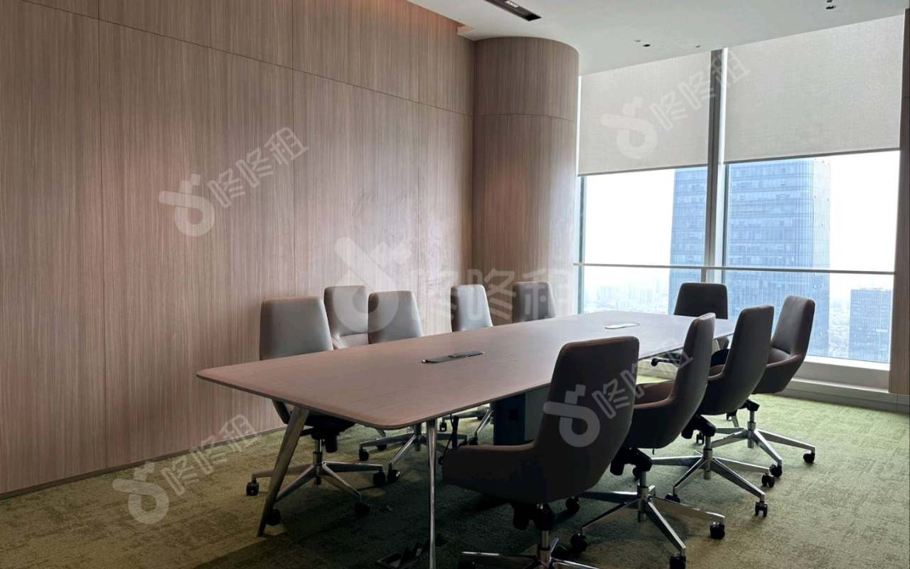 君超中心_550平_精装_办公室隔间