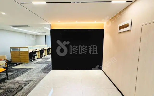世界金融中心_207平_精装_办公室房源出租