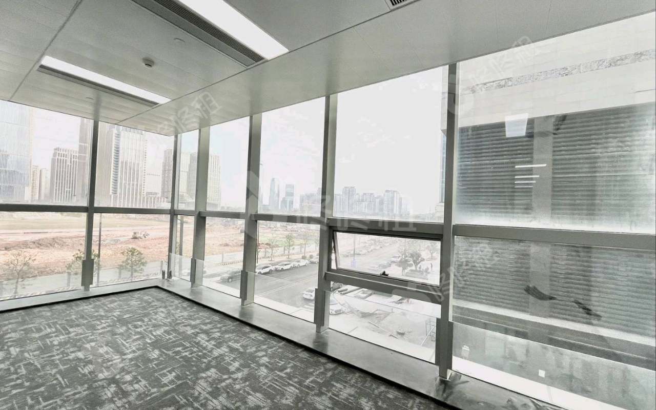 汉银广场_477平_精装_办公室隔间