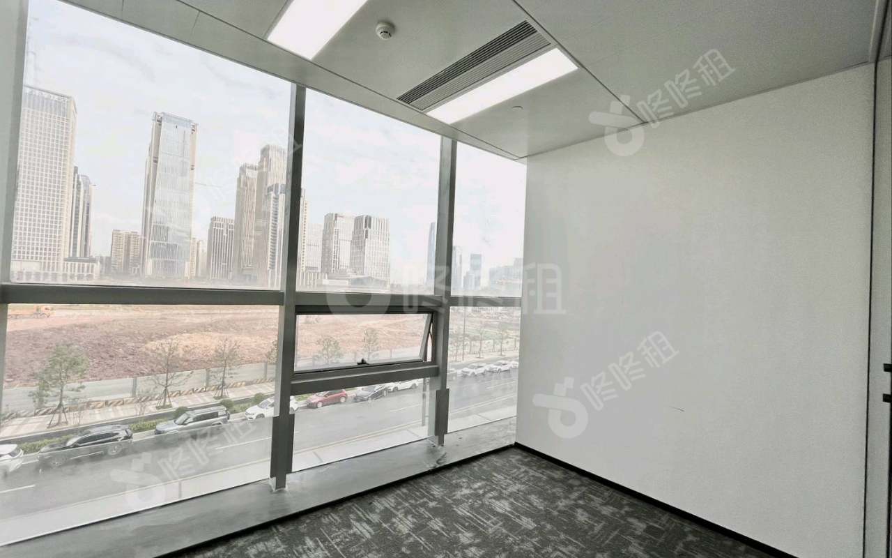 汉银广场_477平_精装_办公室隔间