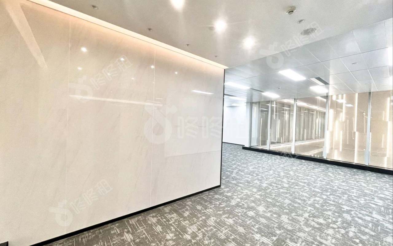 汉银广场_616平_精装_前台