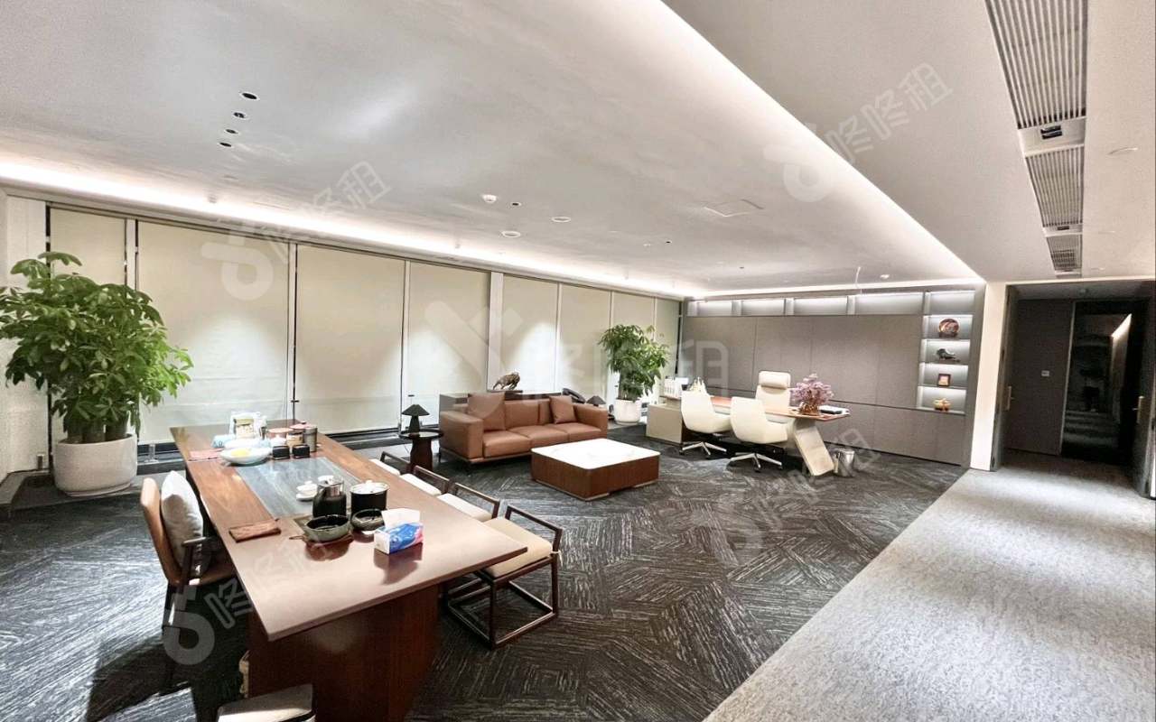 汉银广场_1430平_豪装_办公室隔间