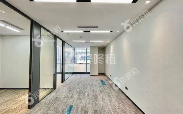 国信投资大厦（风华科技大厦）_150平_精装_办公室开间