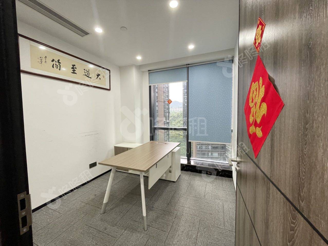 京基御景峯大厦_183平_精装_办公室隔间