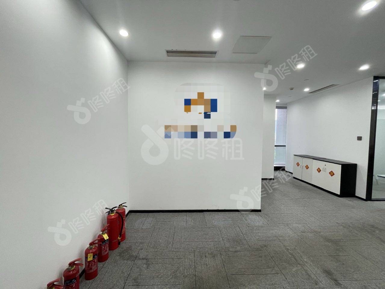 京基御景峯大厦_183平_精装_前台