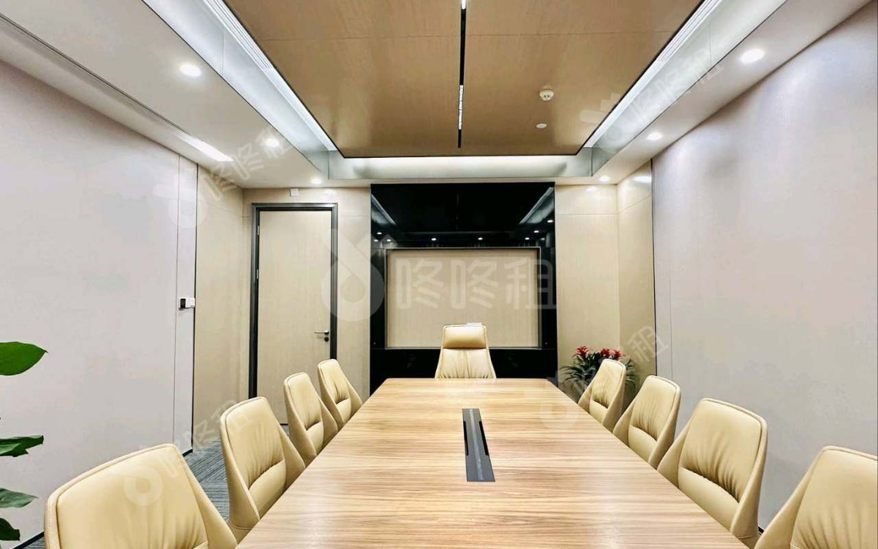 华新中心_157平_精装_办公室隔间