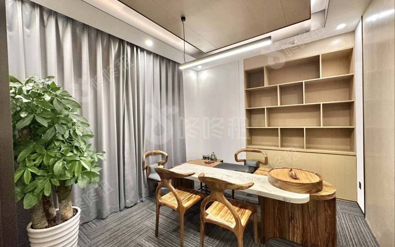 华新中心_157平_精装_办公室隔间