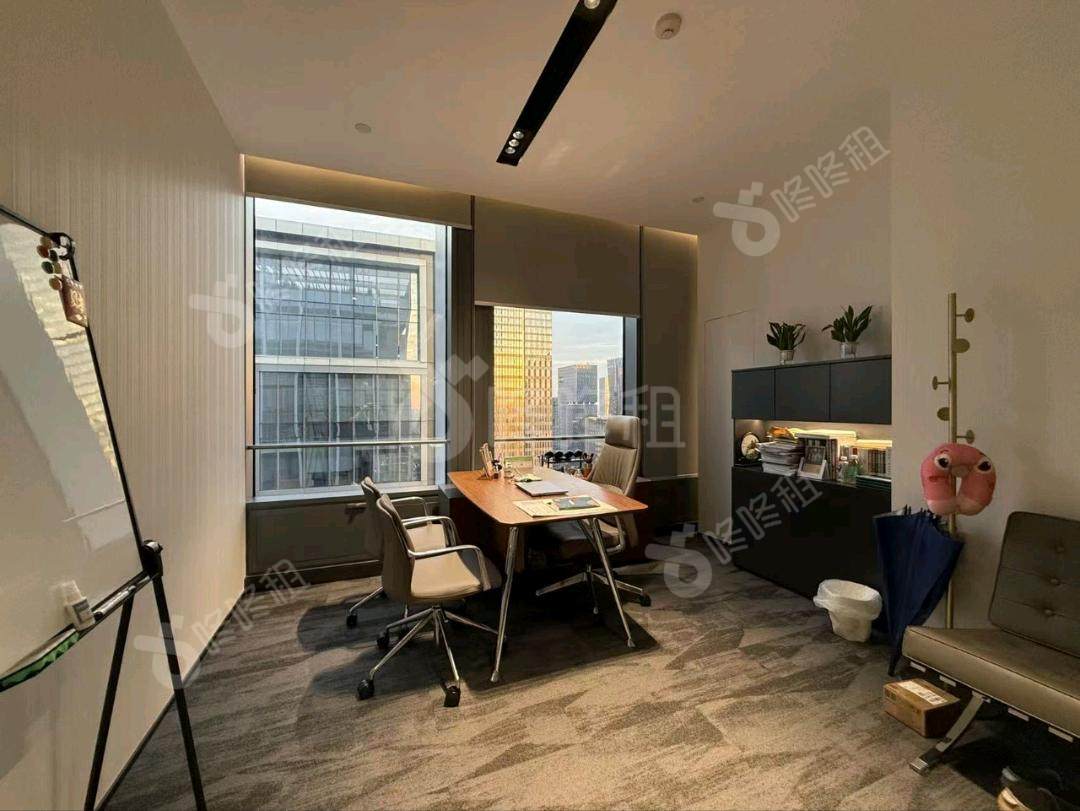 TCL大厦_2066平_精装_办公室隔间