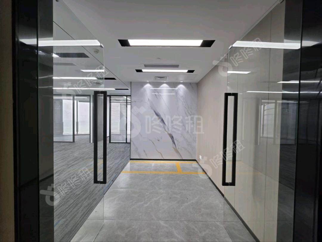 保利叁悦广场_184平_精装_前台