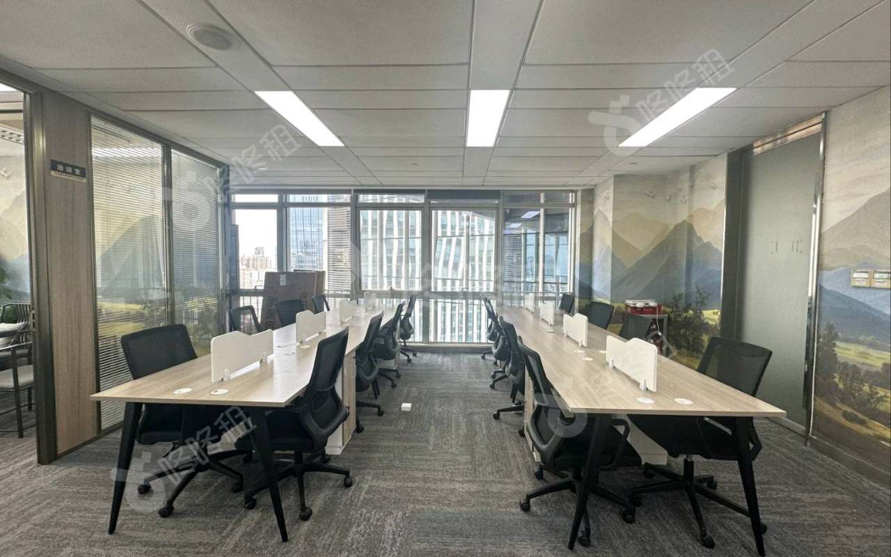 保利克洛维_186平_精装_办公室开间