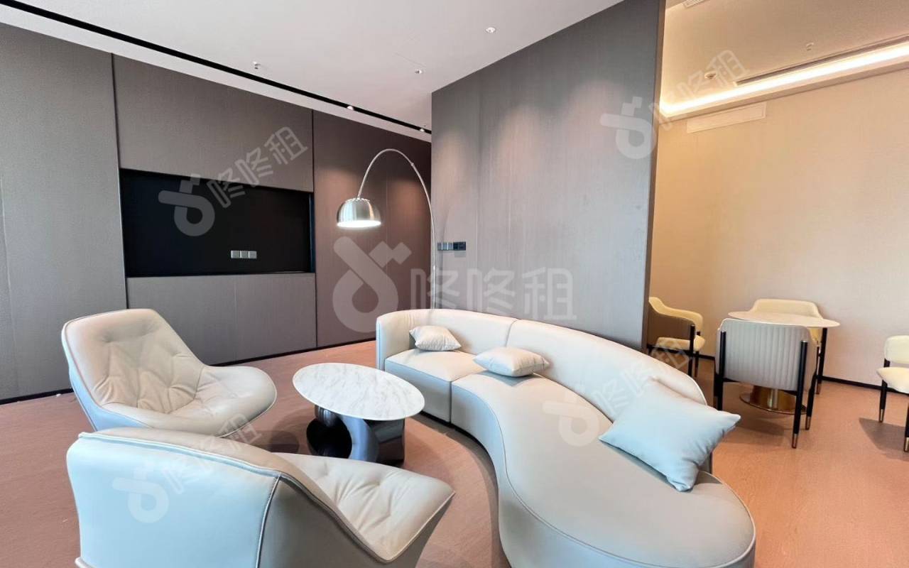 卓越前海壹号_118平_豪装_办公室开间