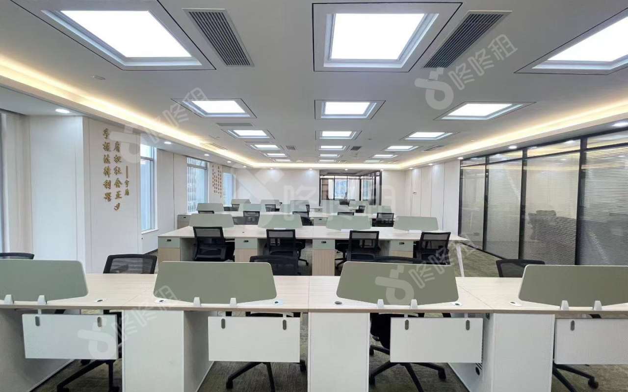 卓越大厦_535平_精装_办公室开间