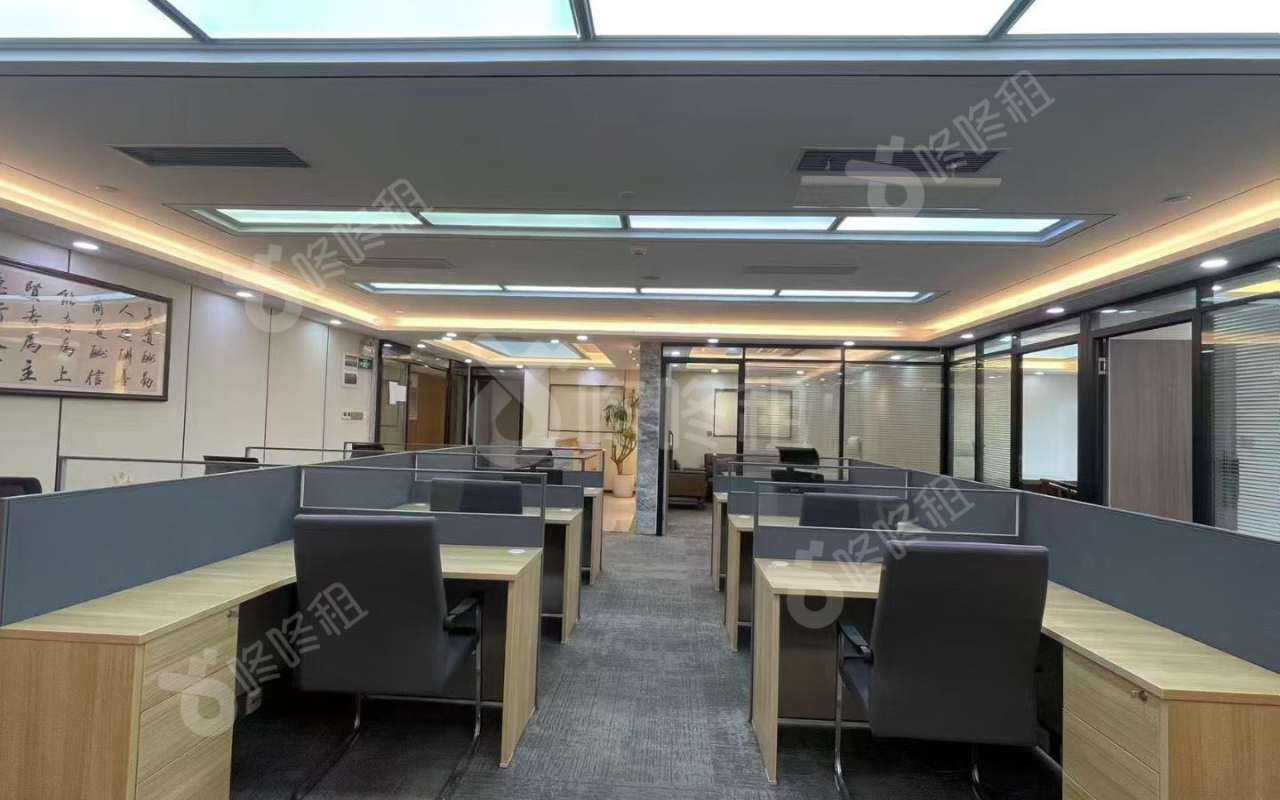 卓越大厦_288平_精装_办公室开间