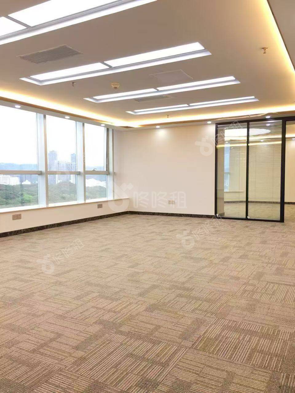 江苏大厦_272平_精装_办公室隔间