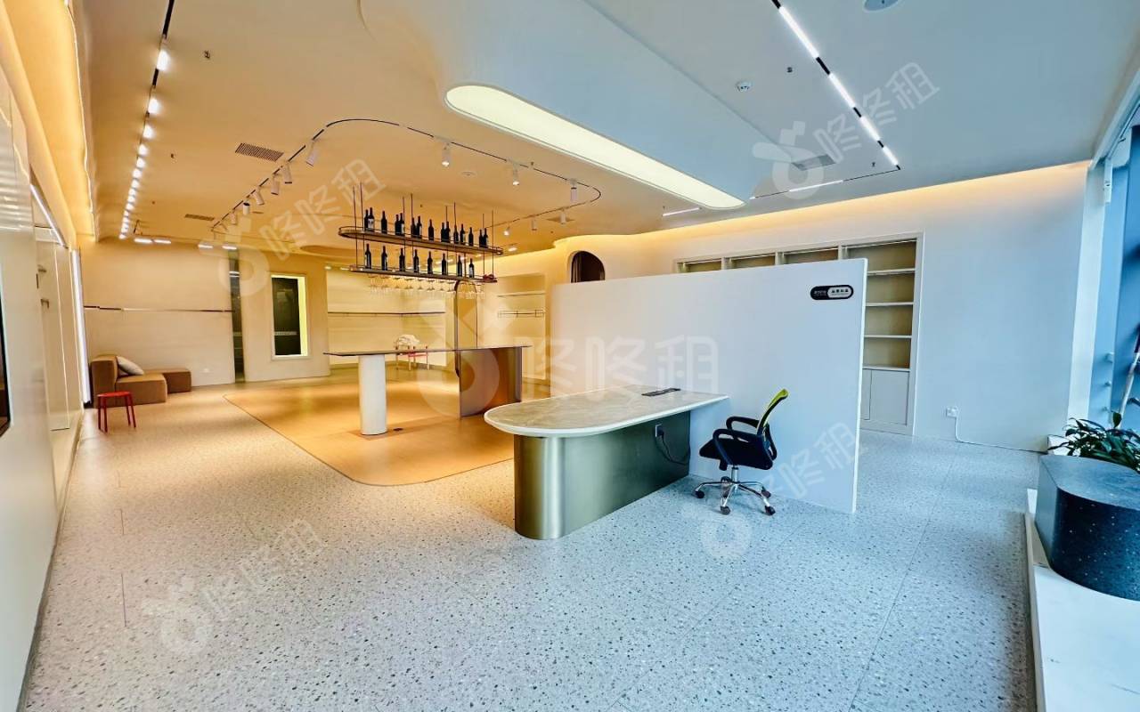 阳光科创中心_488平_精装_办公室开间