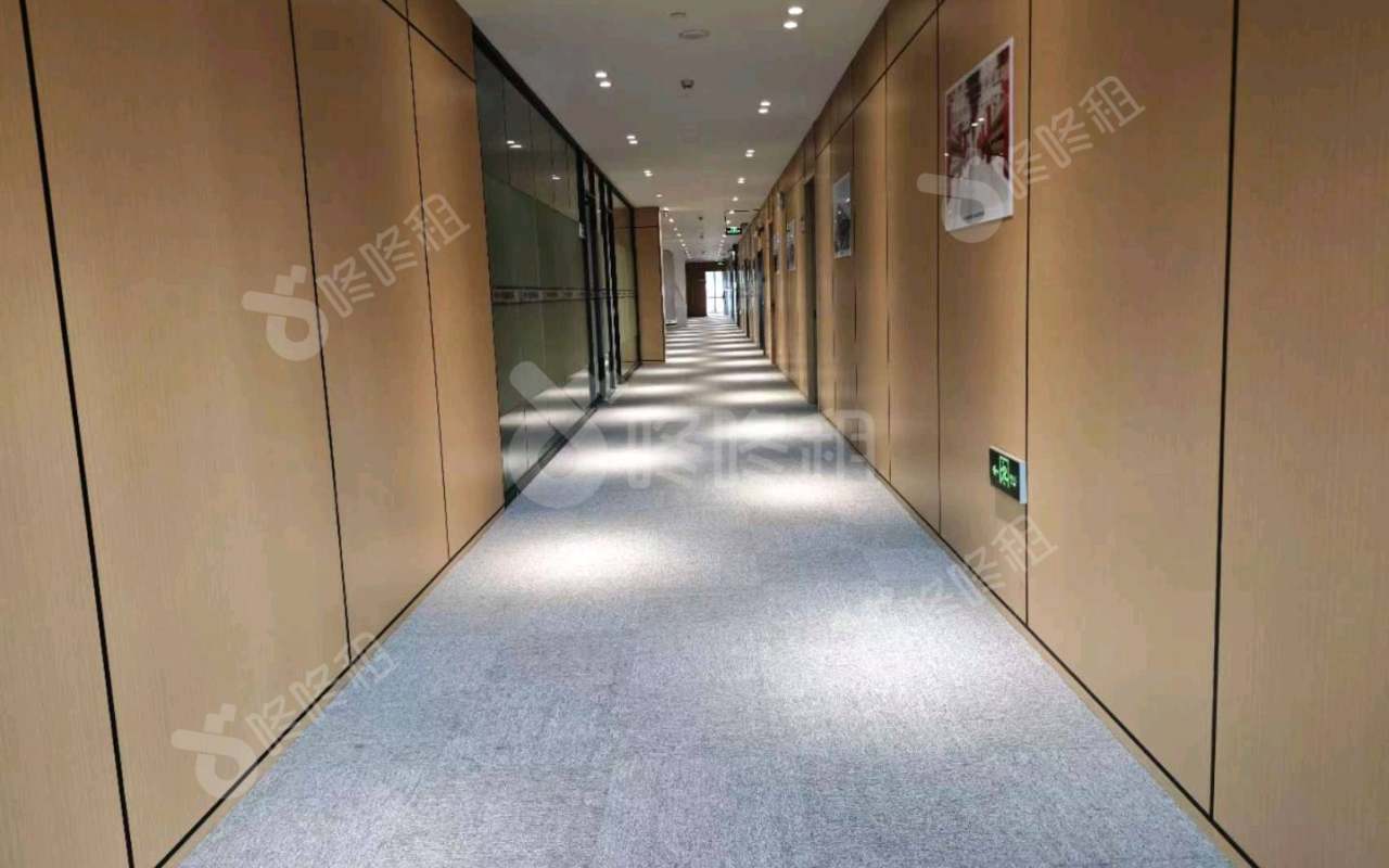 广州嘉昱中心_1489平_精装_办公室开间