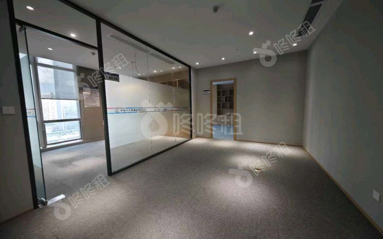 广州嘉昱中心_1489平_精装_办公室隔间