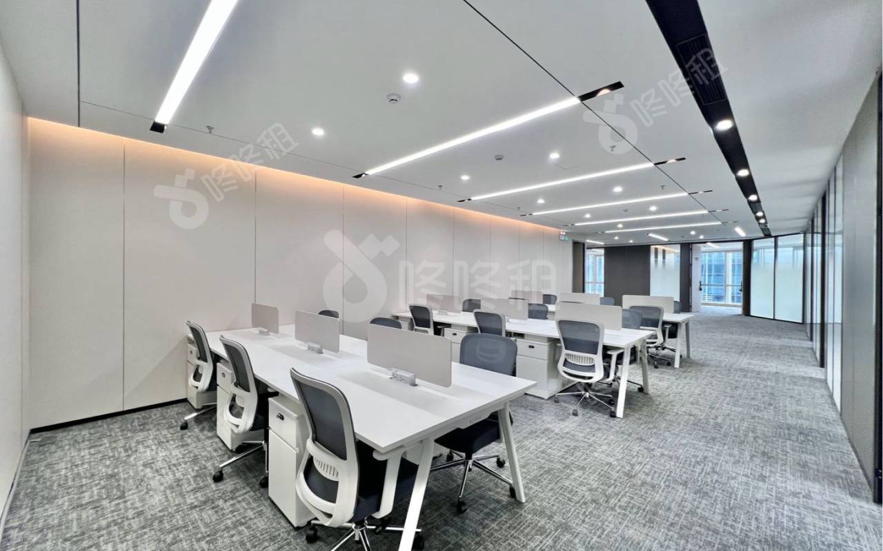 华润置地大厦_628平_豪装_办公室开间