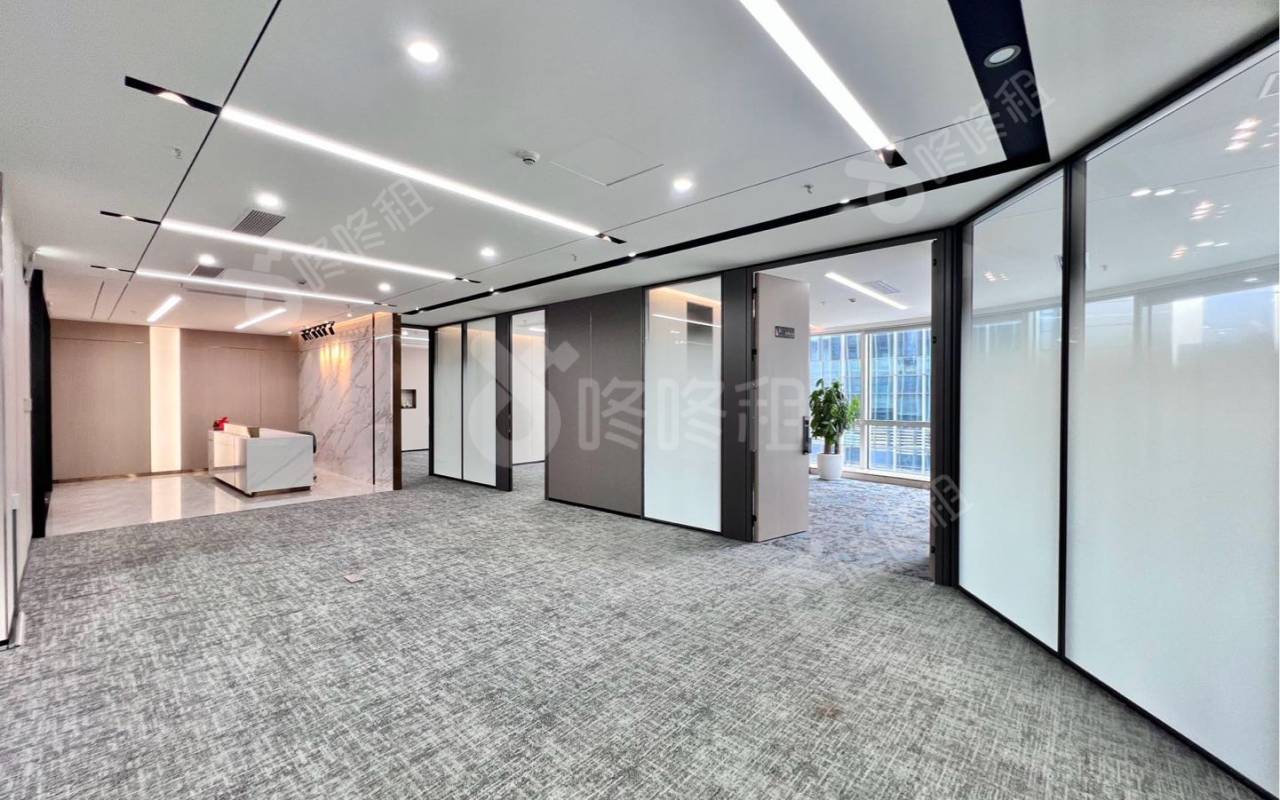 华润置地大厦_628平_豪装_办公室开间