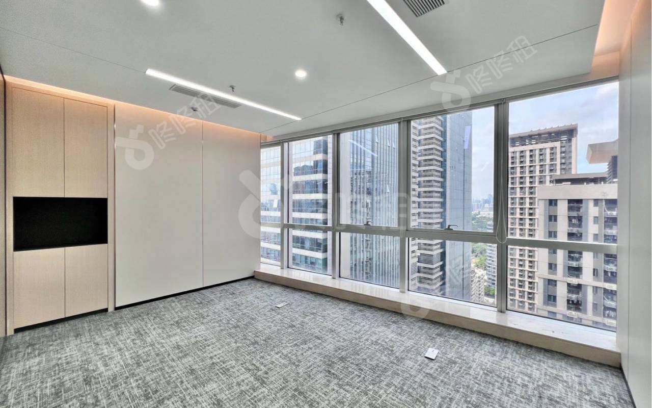 华润置地大厦_628平_豪装_办公室隔间