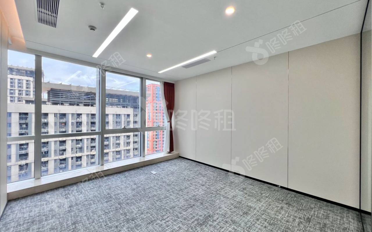 华润置地大厦_628平_豪装_办公室隔间